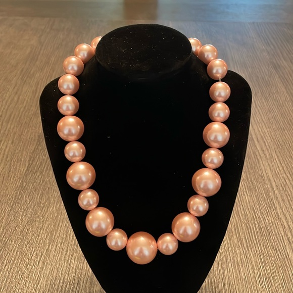 Necklace - Picture 1 of 8